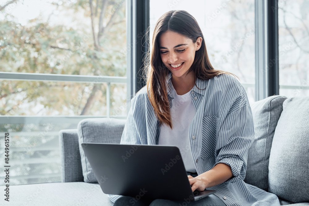 Assistant de Gestion – Opérations & Administration H/F – télétravail 100% – 45 000 – 55 000 € / an
