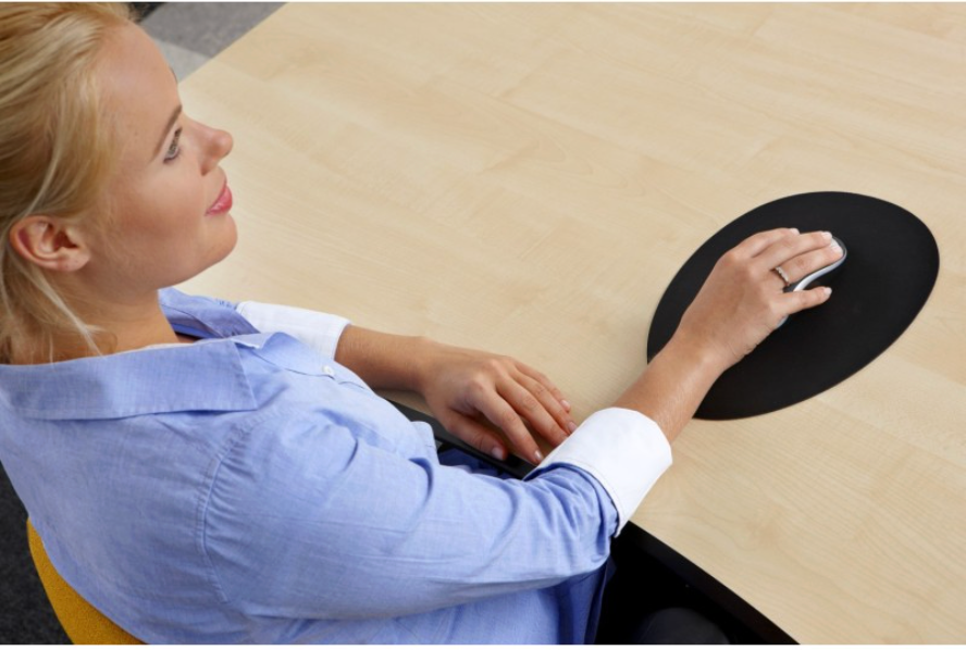 Les tapis de souris ergonomiques : utiles ou gadget ? (réponse courte : utiles !)
