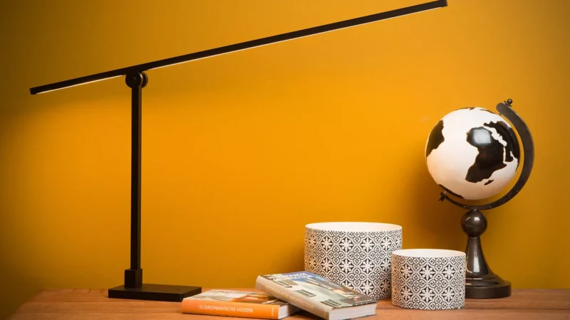 Les meilleures lampes de bureau pour télétravail (éclairage optimal, yeux reposés)